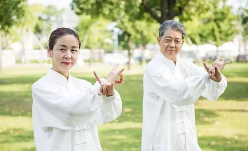 未来不会倒闭的行业_牙科行业前景_明年零元致富的好买卖