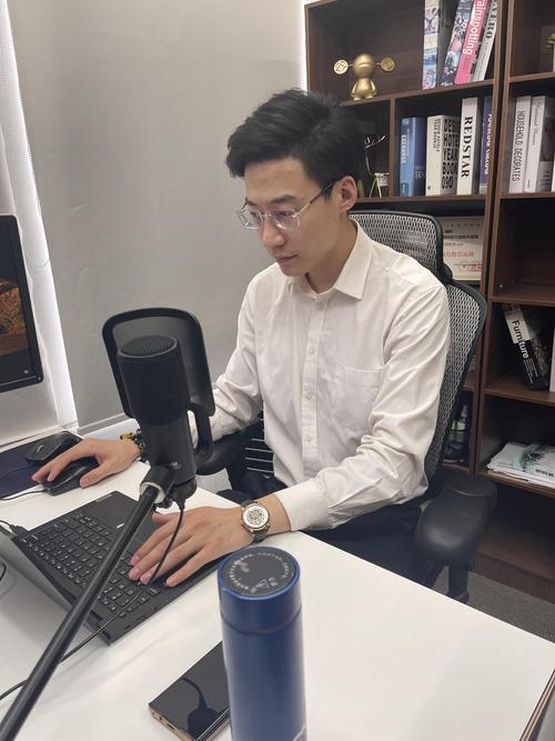 期货魔鬼训练营__ 逢周日晚8点期货投资培训 