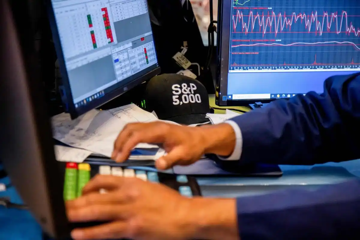 股票停牌原因分析_浦发银行停牌是好是坏_停牌后投资者应对策略