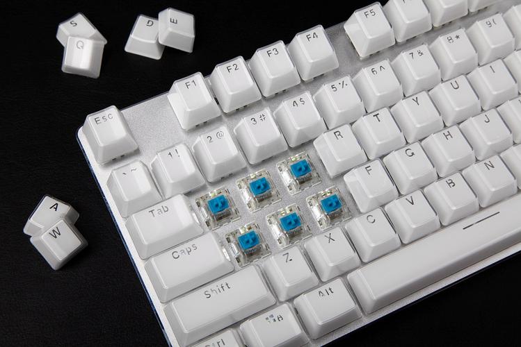 雷柏V500S青轴游戏键盘_雷柏键盘评测晒单_雷柏v500s冰晶版怎么样