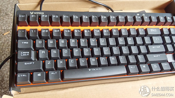 雷柏v500s冰晶版怎么样_雷柏键盘评测晒单_雷柏V500S青轴游戏键盘