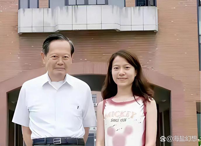 翁帆被杨振宁套牢笑话_翁帆心理压力_杨振宁翁帆汕头登记结婚