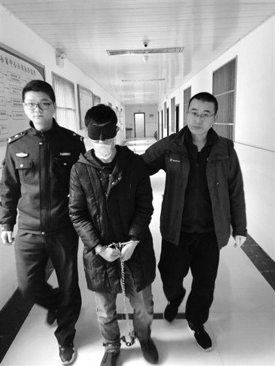 套路贷犯罪_担保公司贷款正规吗_警方打击套路贷